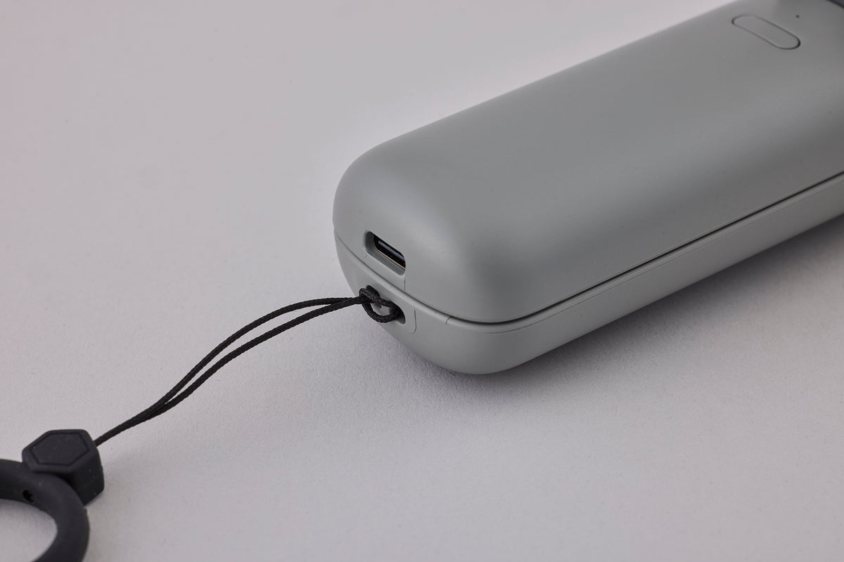 cado ハンディファン　STREAM mini　ポーチ付き[同友会]
